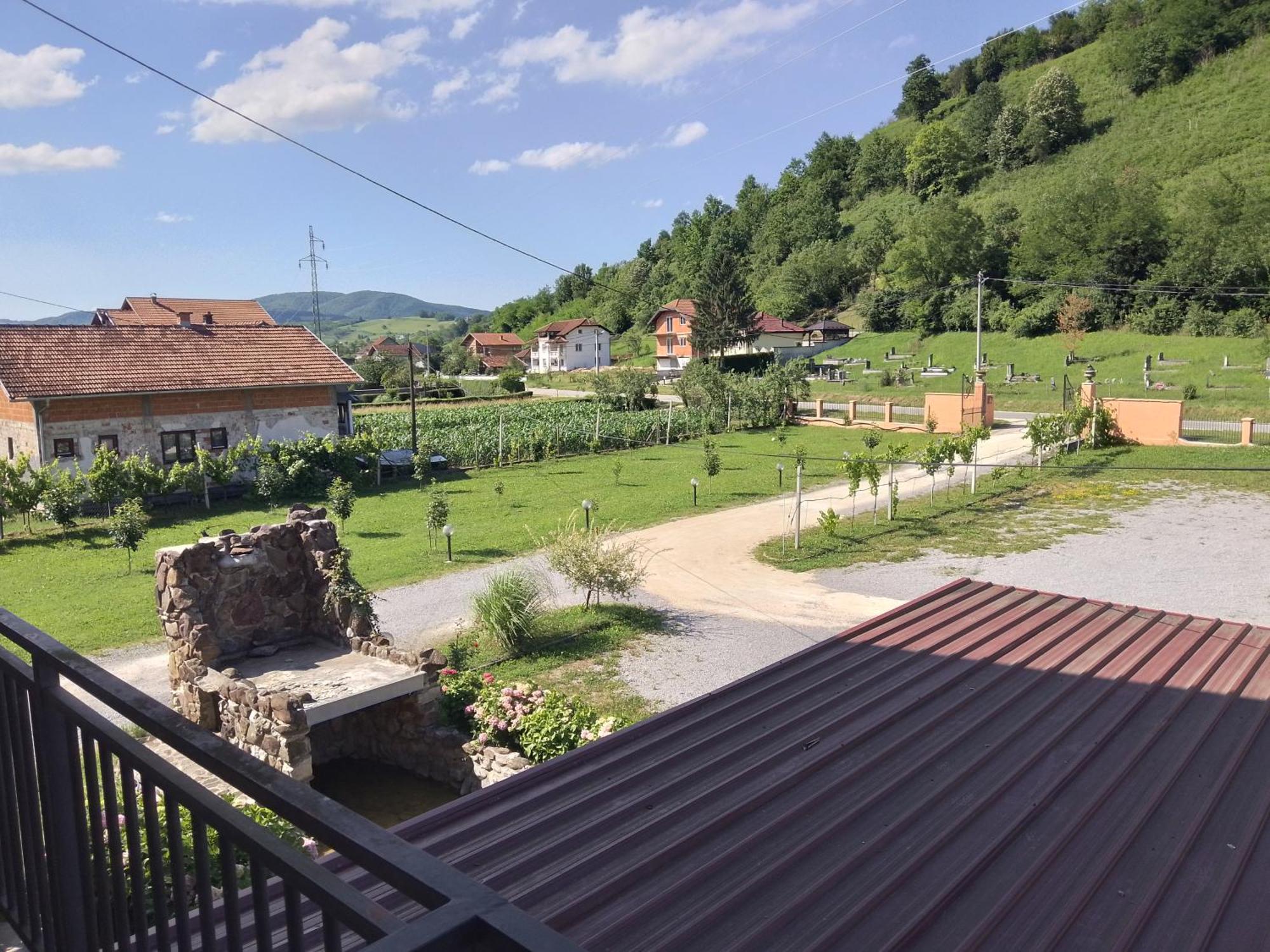 Apartmani Natura Sanski Most Esterno foto