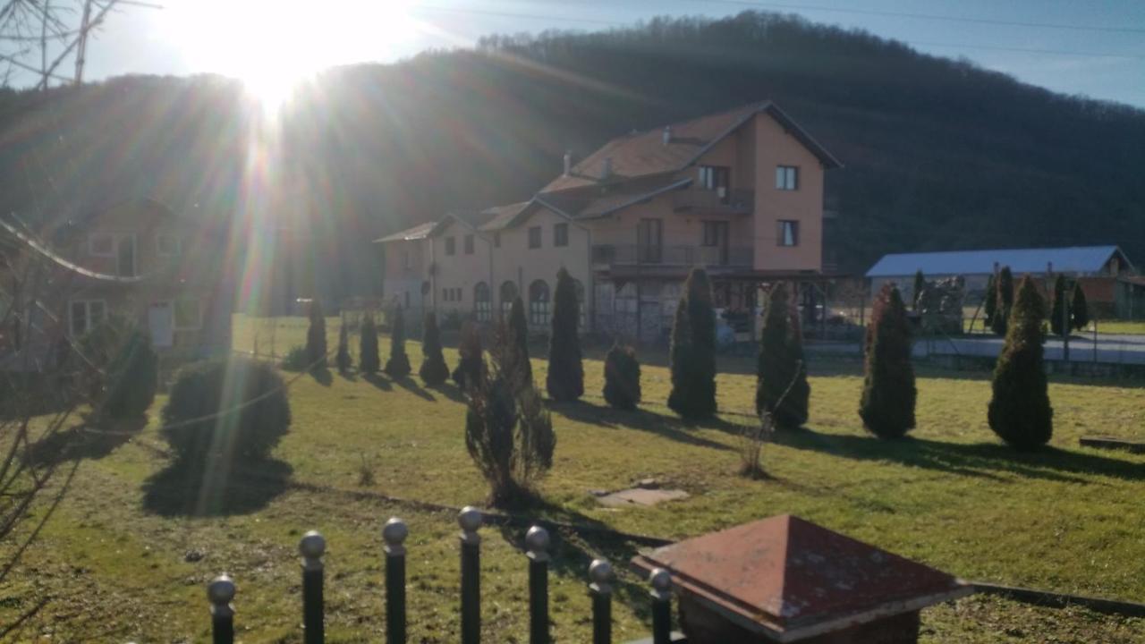 Apartmani Natura Sanski Most Esterno foto