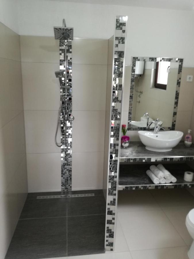 Apartmani Natura Sanski Most Esterno foto